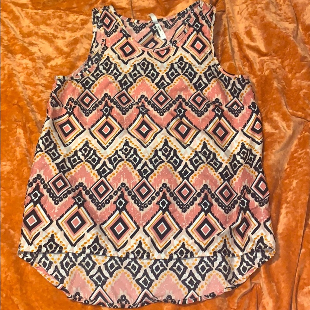 Sleeveless 100% Polyester Top